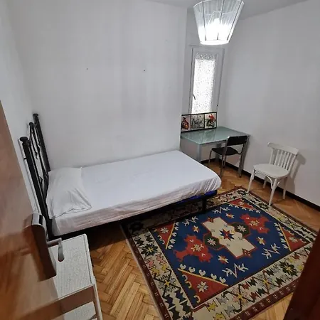 Piso Barcelona Διαμέρισμα *
